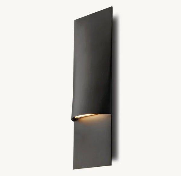 Taza Vertical Rectangular Sconce